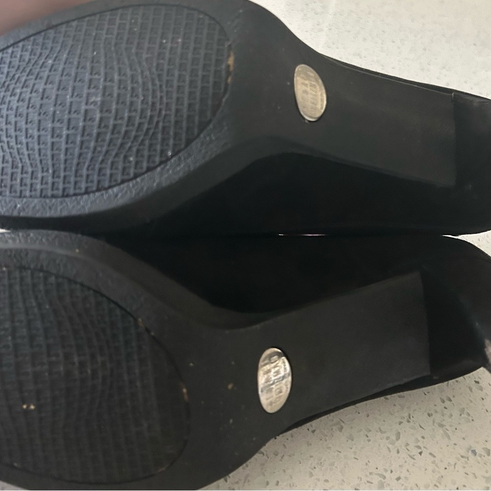 Stuart Weitzman Elegant Black Women's pumped heels size 11M - Picture 6 of 7
